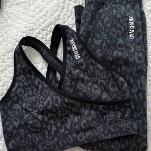 Gymshark Black and Gray Leopard Sports Bra and Leggings size Medium